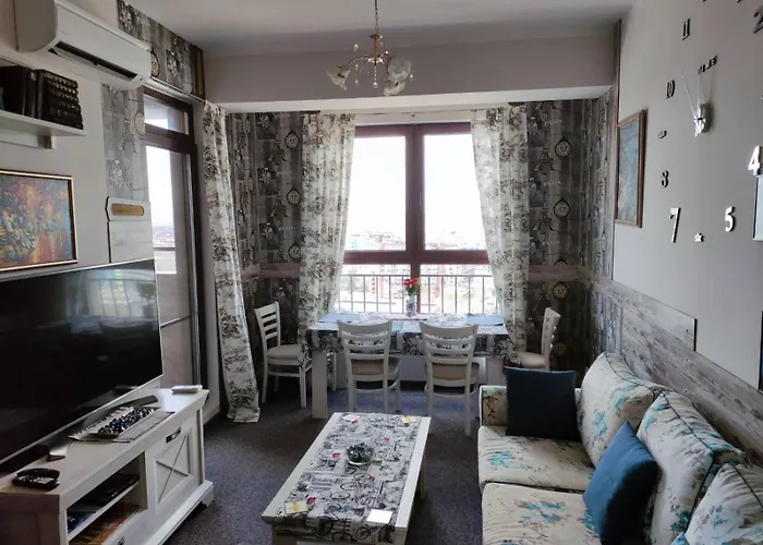 Lazuren Bryag Lux Burgaz