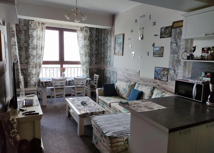 Lazuren Bryag Lux * Burgaz