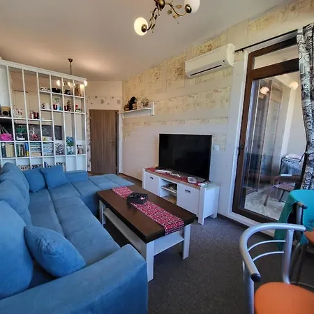 Lazuren Bryag Lux Burgas City