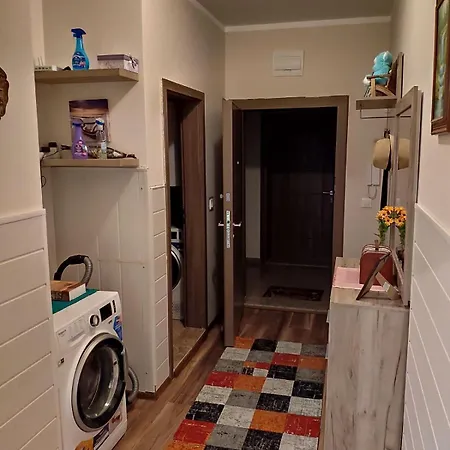 Lazuren Bryag Lux Apartmán