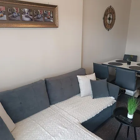 Lazuren Bryag Lux Apartament Burgas City