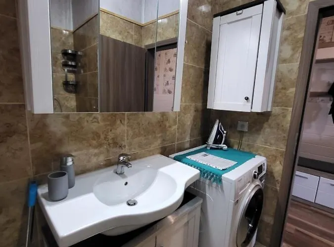 Lazuren Bryag Lux Apartman *