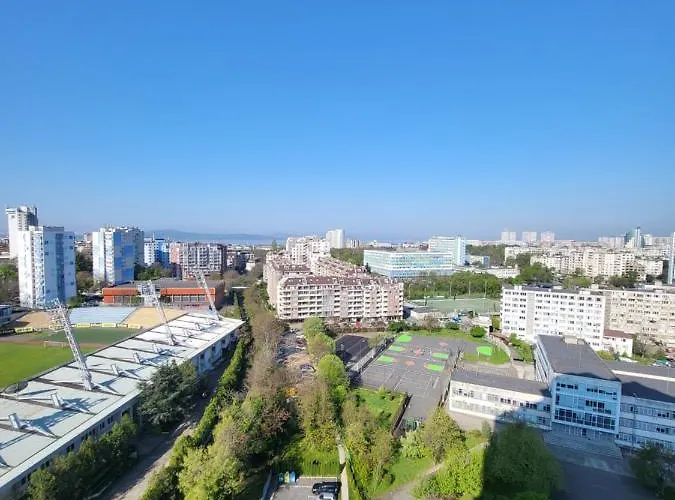 Lazuren Bryag Lux Apartman