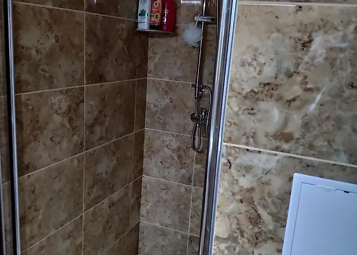 Apartman Lazuren Bryag Lux