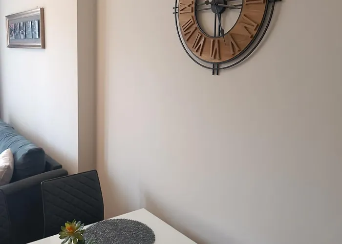 Apartman Lazuren Bryag Lux *