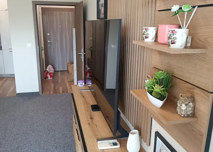 Lazuren Bryag Lux Apartman